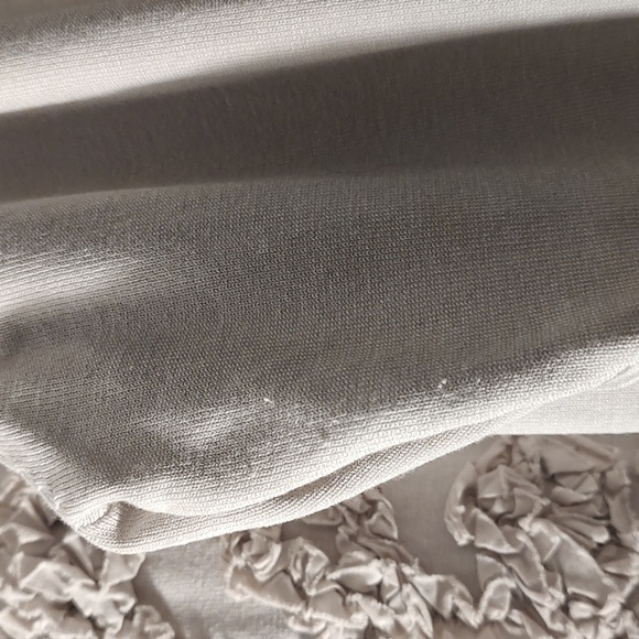 Chelsea & Theodore cardigan with embellishments, lt gray, XL - Picture 4 of 5